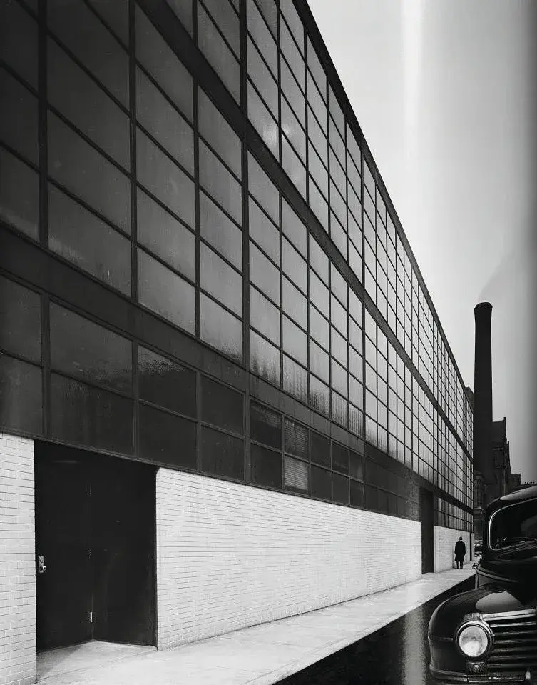 Mies van der Rohe - фото 4