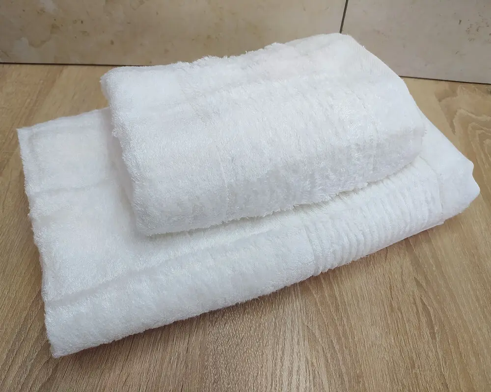 Набір турецьких бамбукових махрових рушників Cestepe 50х90+70х140 Bamboo Sarev White - фото 5