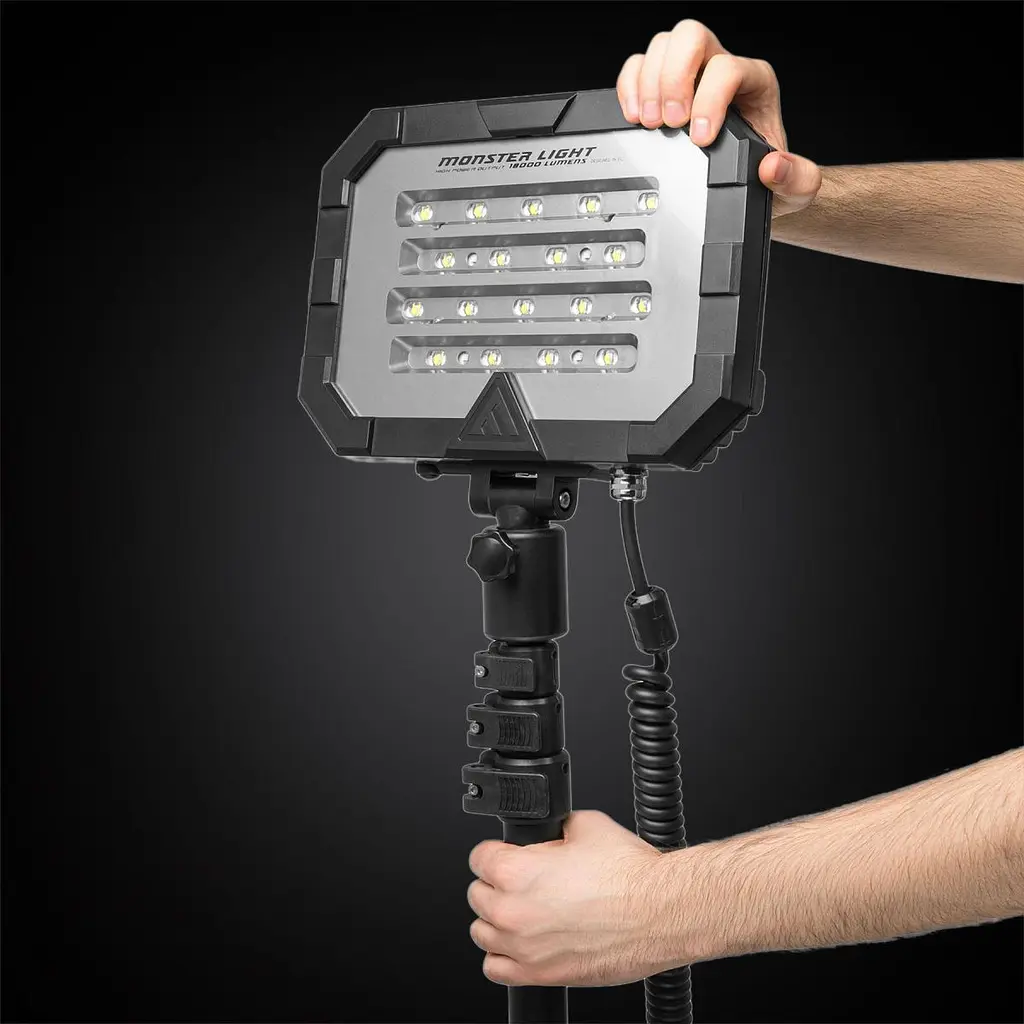 Прожектор професійний Mactronic Monster Light Mini Rescue (18 000 Lm) Recharge (PFL0151-E-ORANGE) - фото 10