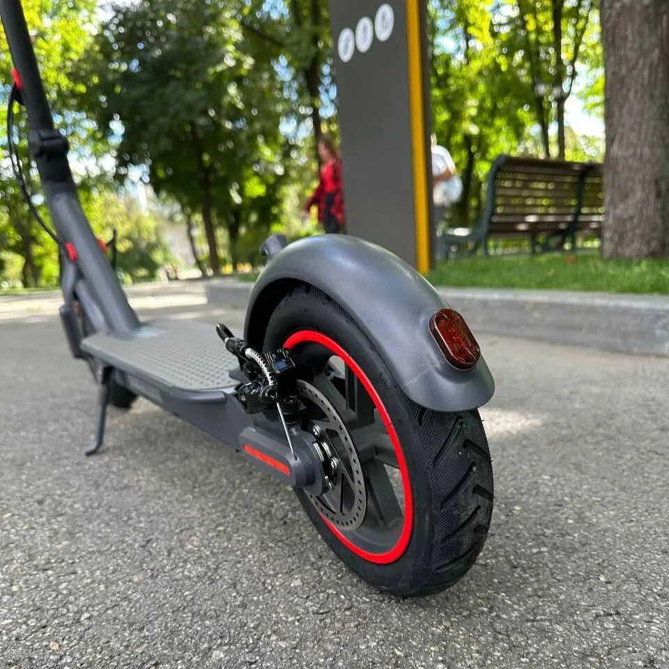 Электросамокат GIANT Move U8 PRO 500W 10.4Ah складной, черный (2025) - фото 8