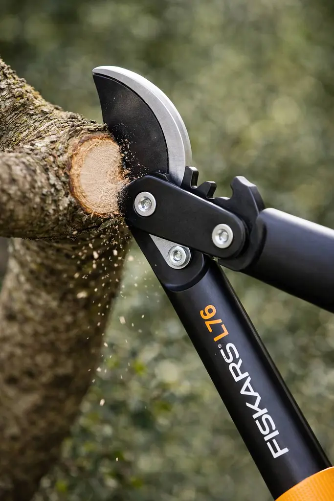 Набір Fiskars: Гілкоріз площинний PowerGear M L76 + Ніж складаний Gerber Asada - фото 4