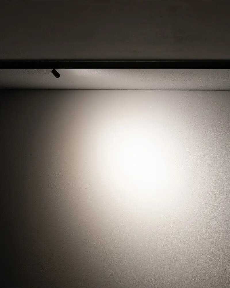 Магнитный трековый светильник Nowodvorski 11712 NANO-LVM Spot LED 1x1W 3000K 65Lm IP20 черный - фото 2
