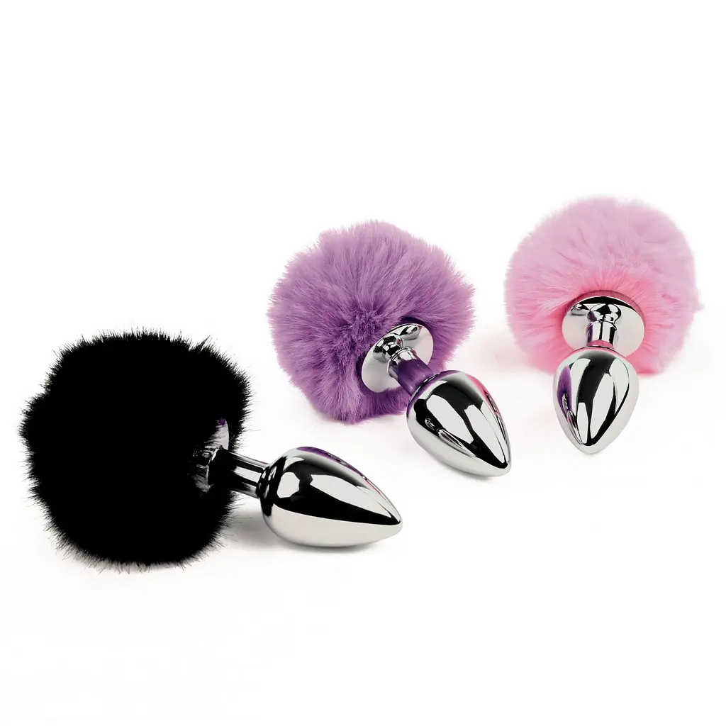 Анальна пробка з пухнастим хвостиком FeelzToys - Bunny Tails Butt Plug, 7х2.5 см, чорний - фото 5