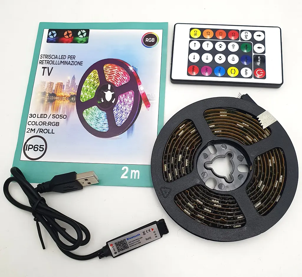 Стрічка світлодіодна RGB 5050 з пультом та Bluetooth управління з телефону від USB для фонового підсвічування телевізора картин у силіконі UKC 2метра - фото 2