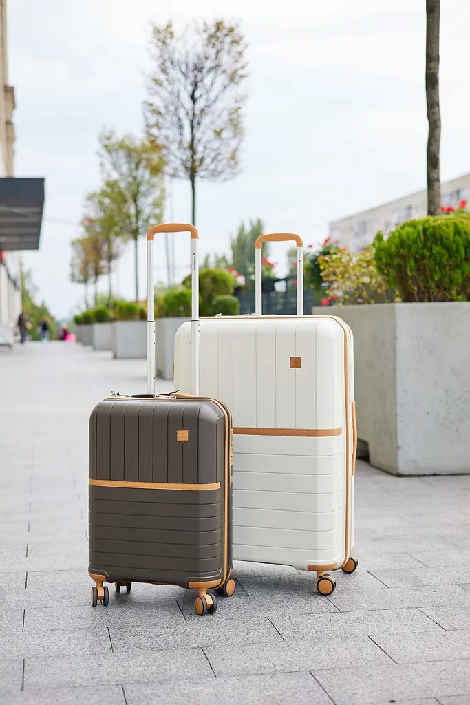 Валіза Snowball 49403 середня біла (49403-M-White) - фото 8