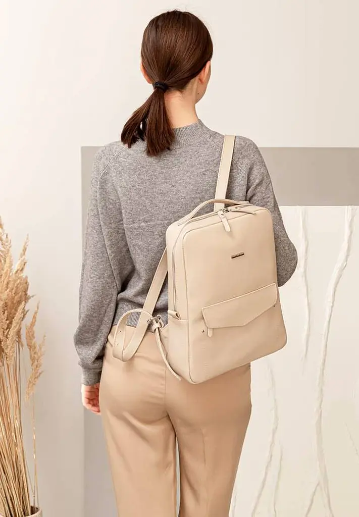 Кожаный женский городской рюкзак на молнии Cooper светло-бежевый флотарь - фото 7