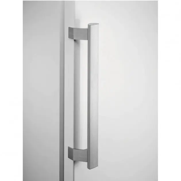 Холодильна камера Electrolux RRT5MF38W1 186х65х60см 1 холодильне відділення 380 л A++ ST інвертор Зона свіжості Білий (RRT5MF38W1) - фото 4