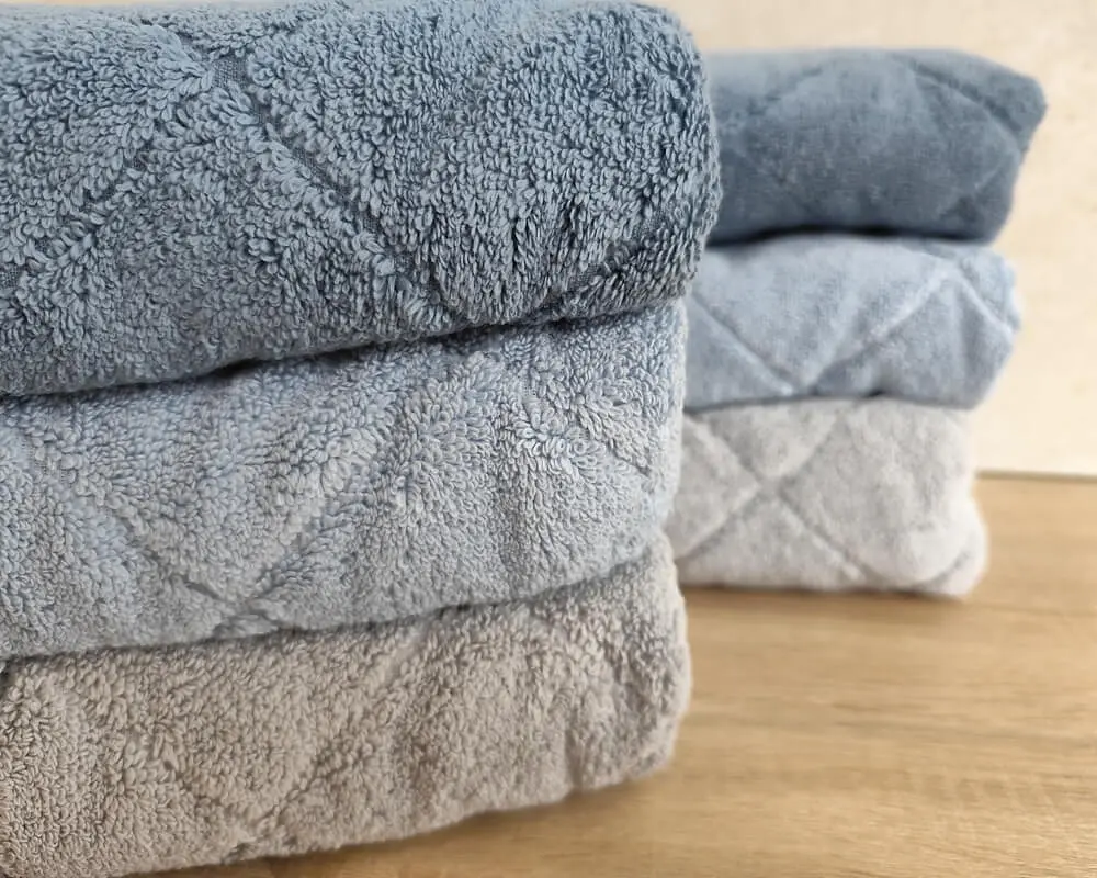 Набір турецьких махрових рушників Cestepe MicroCotton Premium 3 штуки 50x90 + 3 штуки 70х140 Eva 1 щільність 600 г/м2 - фото 5