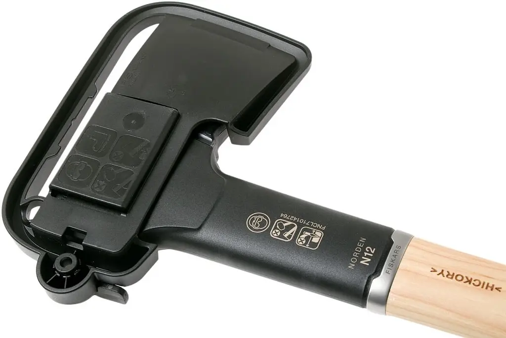 Подарунковий набір Fiskars Norden splitting axe N12 + sharpener SET 1052277 - фото 10
