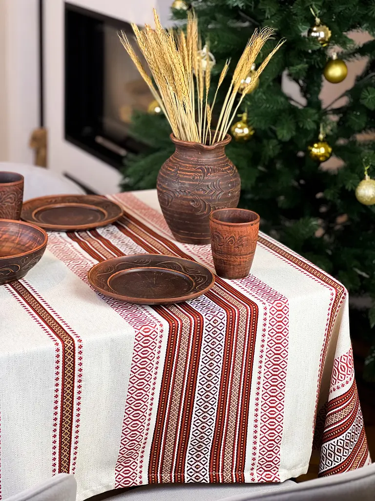 Льняная скатерть рождественскя с украинским орнаментом "Луч (красный)" - 300х150 см - фото 10