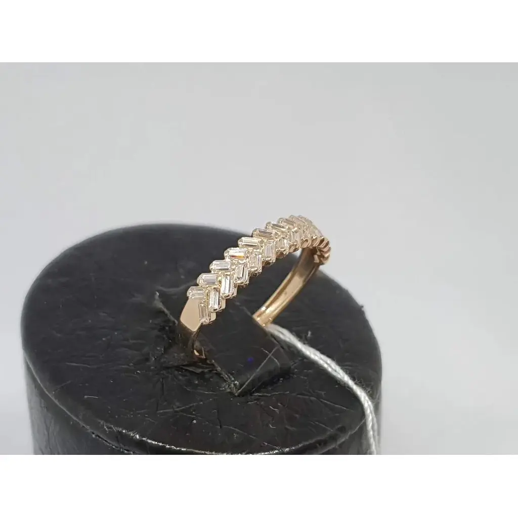 Золоте кільце Favoritum з фіанітами. 111183 17.5 - фото 2