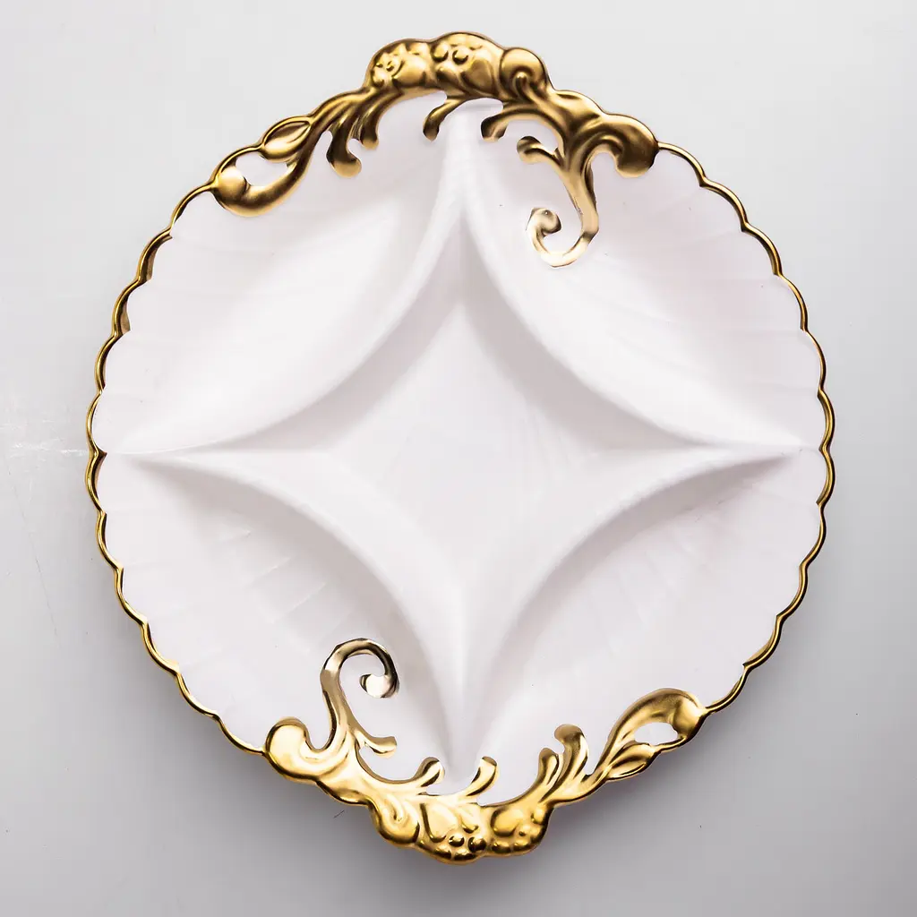 Менажниця порцелянова Yiwu Margaret 5 секцій 31.7х28.8 см (YYSH1243) Yiwu YYSH1243