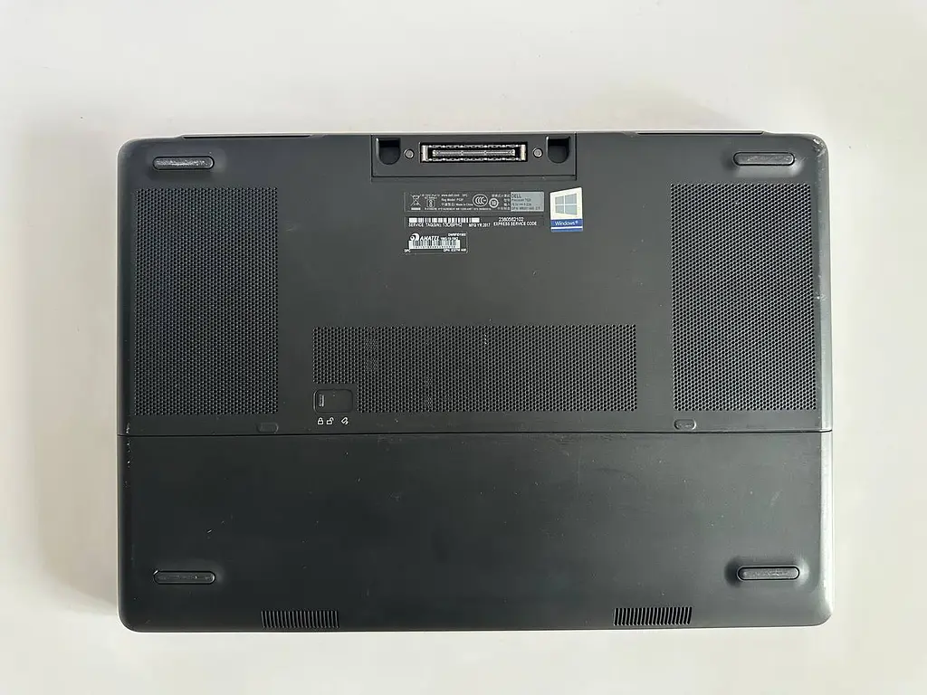 Ноутбук Dell Precision 7520 15.6" (i7-6820HQ / 16GB / SSD+HDD / Quadro M2200 4GB) Refurbished - фото 8