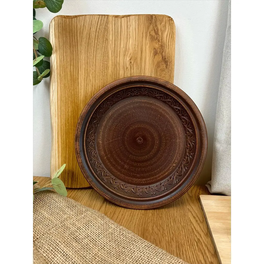 Тарілка 24 см керамічна (глиняна) різьблена Декор - фото 2