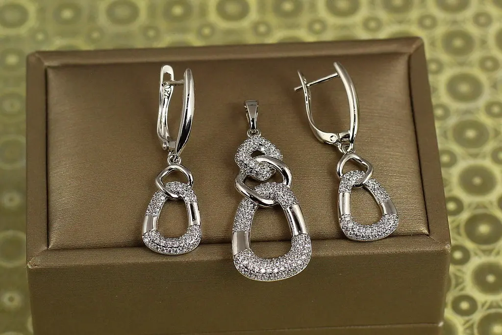Набір Xuping Jewelry Петля часу сріблястий