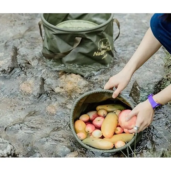 Складане відро для води Naturehike NH20SJ040 з ПВХ 20 л світло-коричневе - фото 4