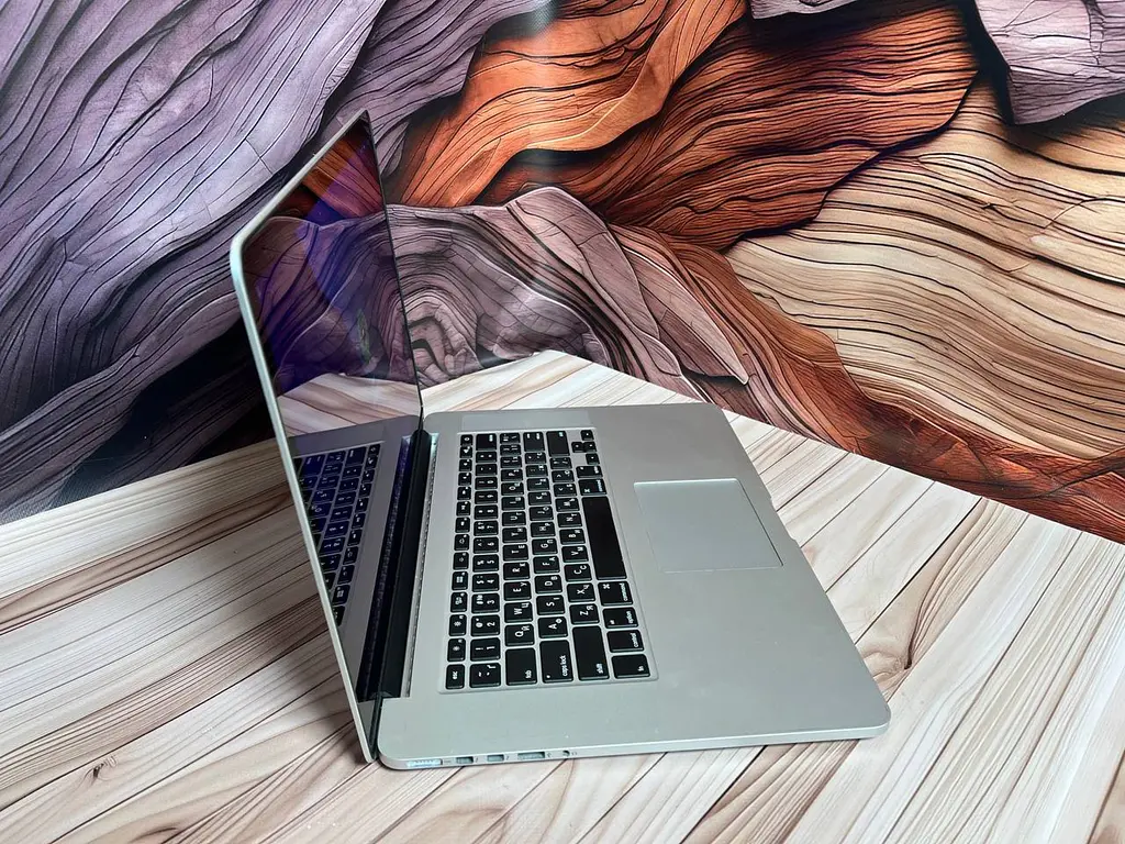 Б/в Ноутбук Apple MacBook Pro 15" 2013 A1398 i7-4770HQ/16/251 (C02T309YG8WL) - фото 4