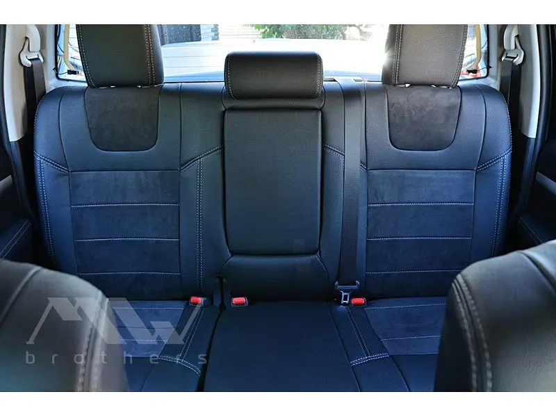 Авточохли модельні MW Brothers для Toyota Hi-Lux c 2015 - фото 4