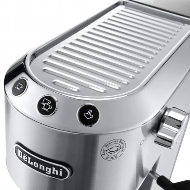 Кавоварка ріжкова Delonghi Dedica EC685.M - фото 2