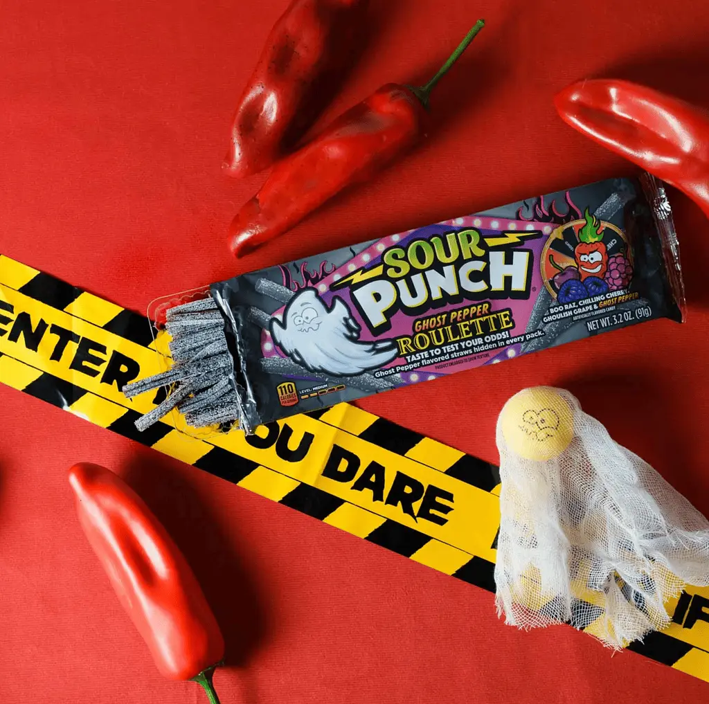 Жувальні цукерки Sour Punch Ghost Pepper Roulette 91г - фото 6