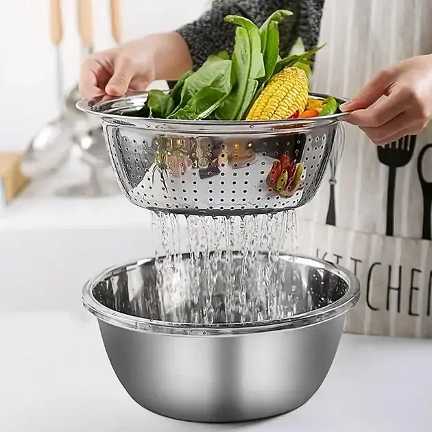 Кухонний набір Metal Basket Cutter багатофункціональний, з неіржавкої сталі миска, друшляк і тертка 3 в 1 - фото 6