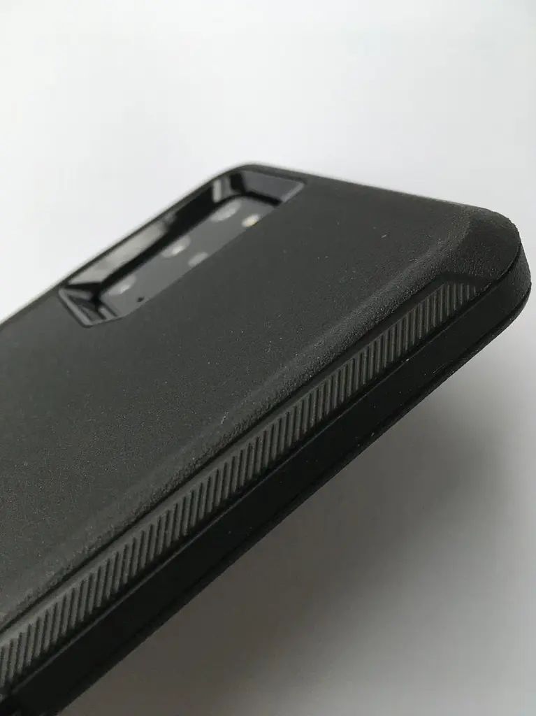 Чохол протиударний із кліпсою-підставкою OtterBox Defender Series 77-64156 для Samsung Galaxy S20 Plus (6.7") Black - фото 5