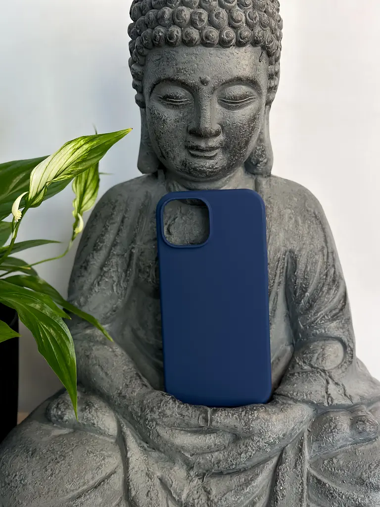 Чохол MAKE Apple iPhone 15 Silicone Navy Blue - фото 4