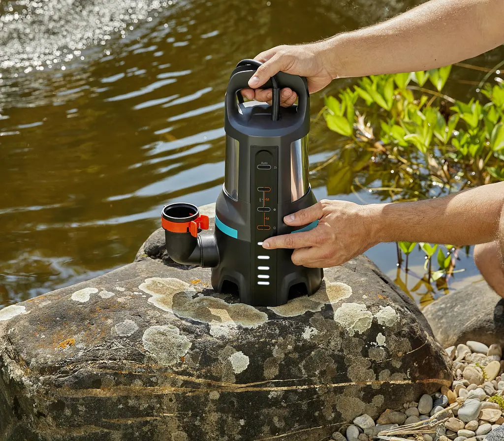 Дренажний насос для брудної води Gardena 20000 Aquasensor LED (09044-20) - фото 4
