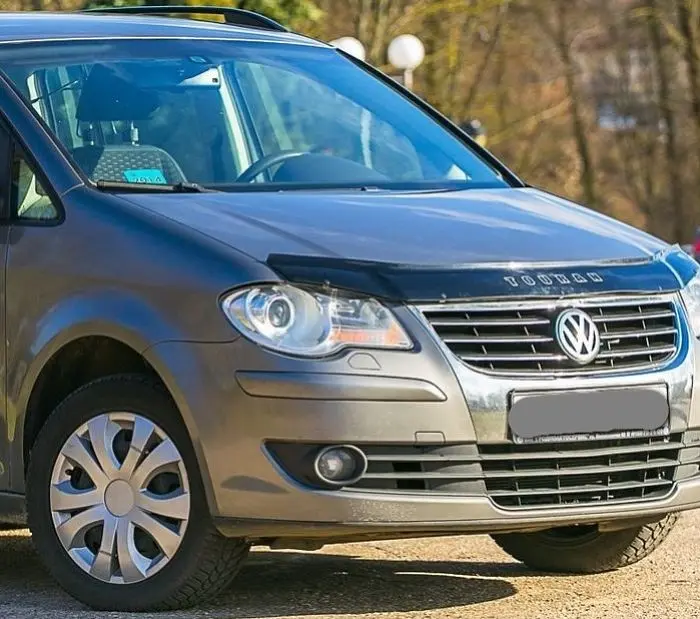 Дефлектор капоту мухобійка Volkswagen Touran 2007-2010 - фото 2