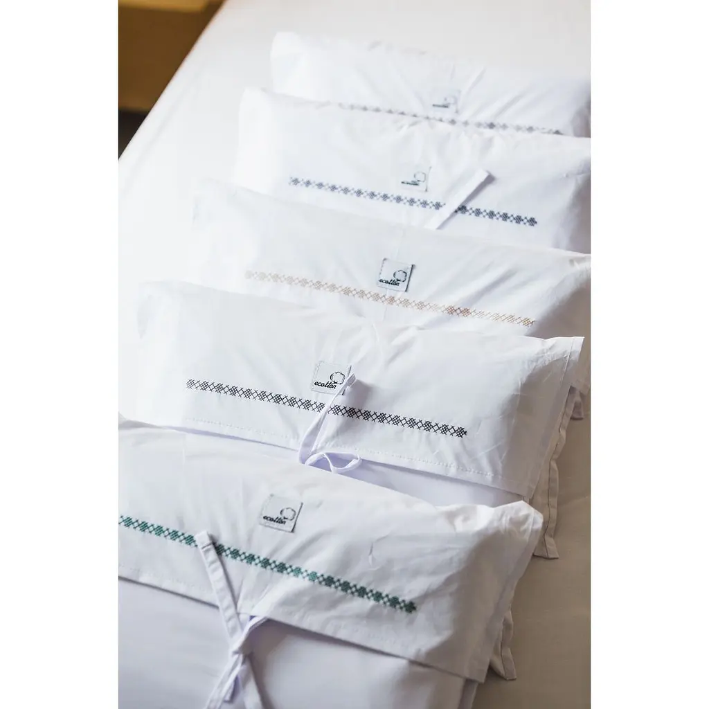 Комплект постельного белья Ecotton Premium евро перкаль вышивка с бежевым кантом (25144) - фото 11