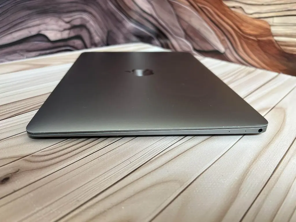 Ноутбук Apple MacBook 12" A2337 m5-6Y54/8/500 (C02S931VGTHV) Б/в - фото 6