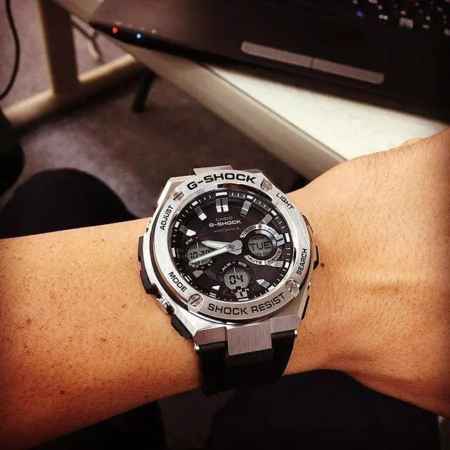 Годинник Casio GST-W110-1AER - фото 2