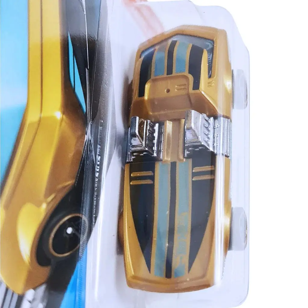 Базова машинка Hot Wheels Track Champs Champions Des Circuits Twin Dorado жовта (5785) HYW49-N522 - фото 4