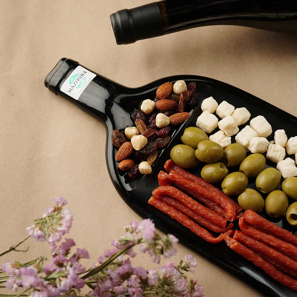 Стеклянная тарелка Mazhura Vine из сплюснутой 1.5 л винной бутылки в ассортименте (mz692665) - фото 6