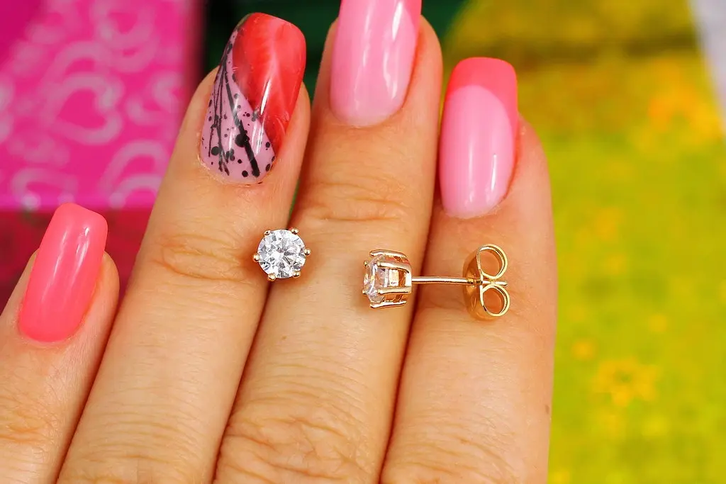 Сережки гвоздики Xuping Jewelry з каменем на шість кріплень 5 мм золотисті - фото 2