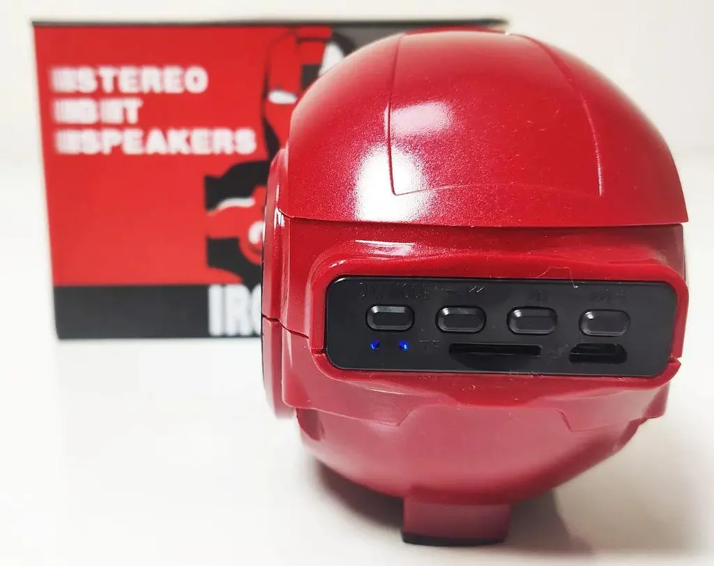 Портативна бездротова Bluetooth колонка OPT-TOP Iron Man micro-USB SD/microSD/TF Card - фото 6