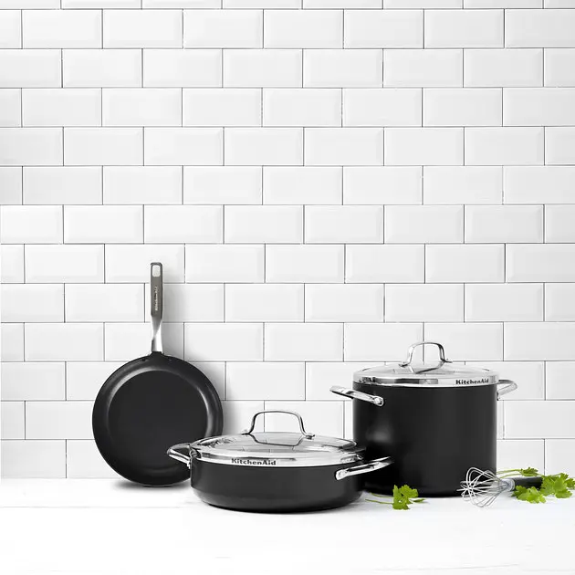 Каструля з кришкою KitchenAid Aluline CC001258-001 24 см 8 л чорна - фото 7