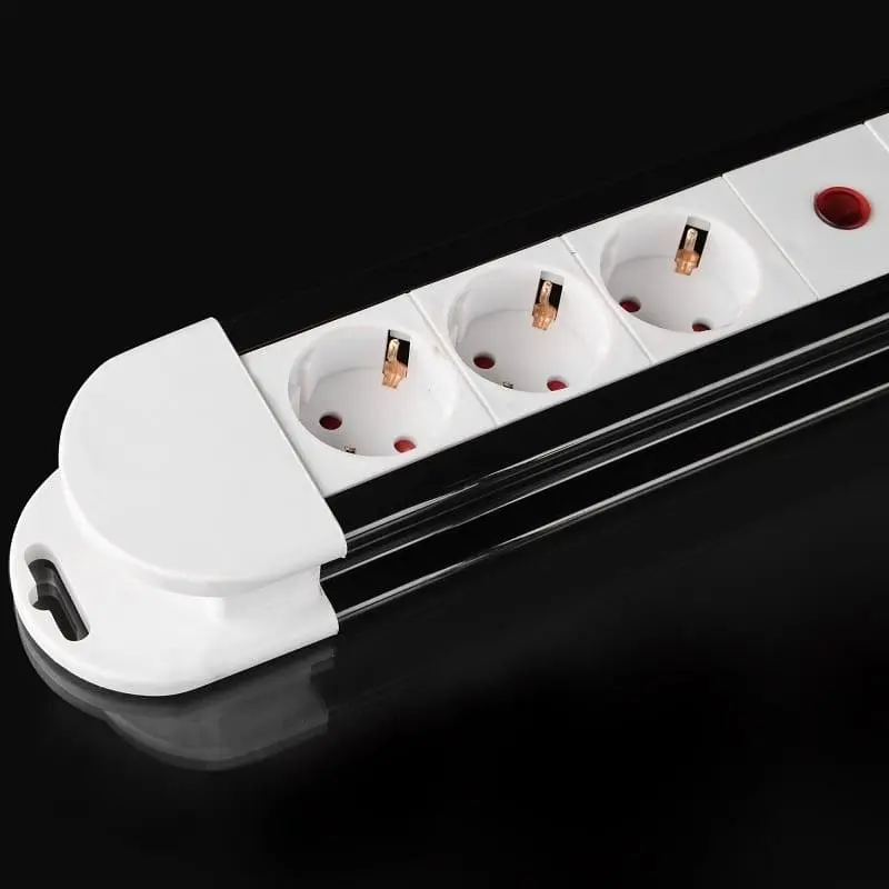 Мережевий фільтр Brille SF-3F/5ZV 3x1.5 WH/BK L100-017 - фото 3