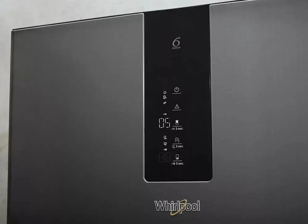 Холодильник Whirlpool 201x59.5х66.3 холодильное отделение 251 л морозильное отделение 97 л 2 дверь А+++ NF дисплей зона нулевая черный (W9931AKS) - фото 5