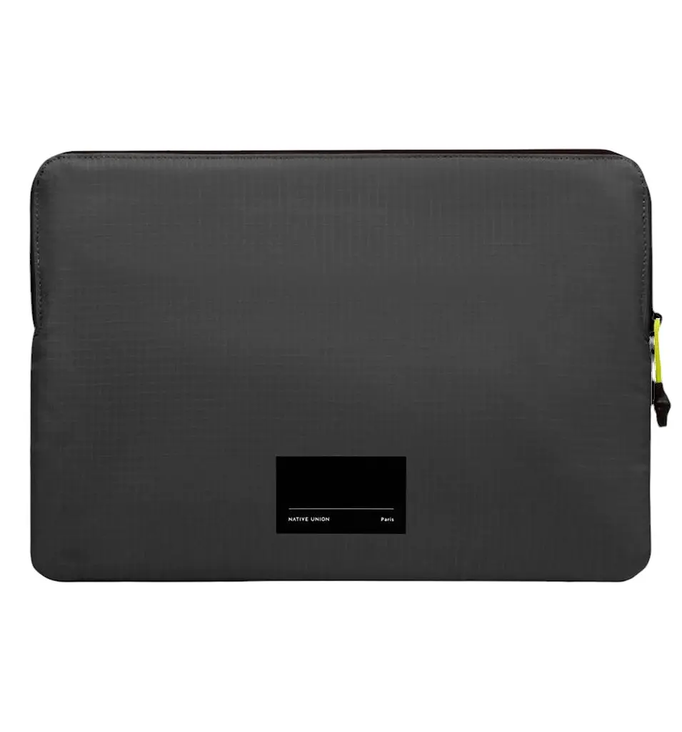 Чохол для ноутбука Native Union Ultralight Sleeve Case Black for MacBook Pro 16" чорний (STOW-UT-MBS-BLK-16) - фото 2