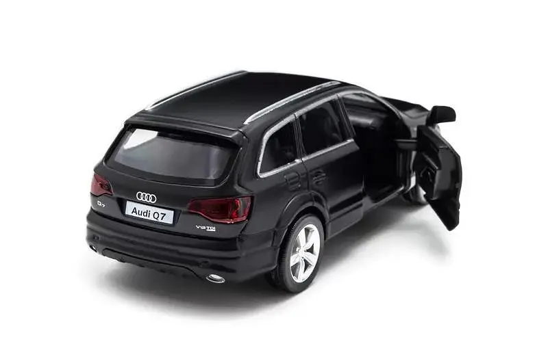 Автомодель 250433U AUDI Q7 V12 чорний TECHNODRIVE - фото 6