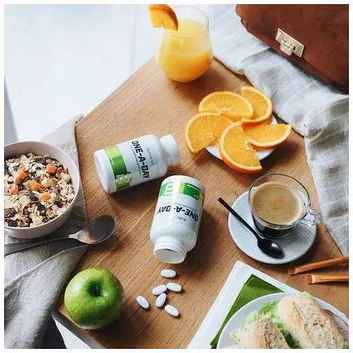 Витаминно-минеральный комплекс BiotechUSA One-A-Day 100 таблеток - фото 4