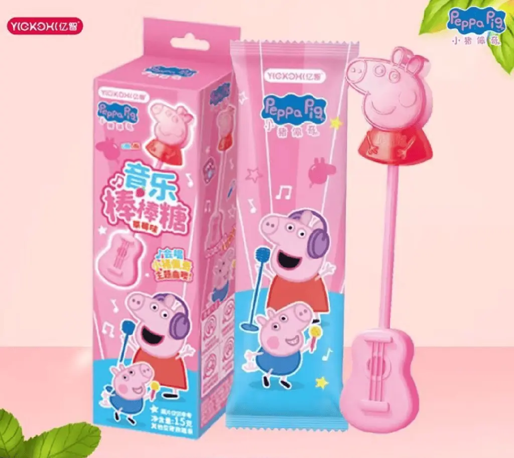 Льодяник Huanledubou Audio Lollipop Strawberry Flavour Peppa Pig 15г - фото 3