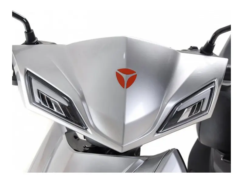 Електроскутер Yadea S-WAY Silver - фото 9