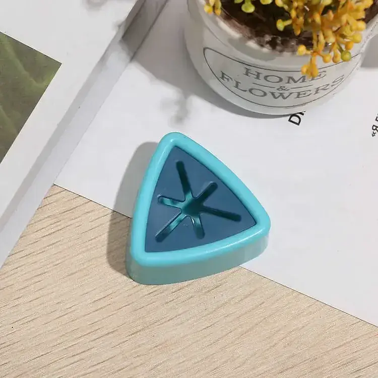 Тримач для рушників LVR 003 трикутний у ванну та на кухню самоклеючий Blue (16570) - фото 2