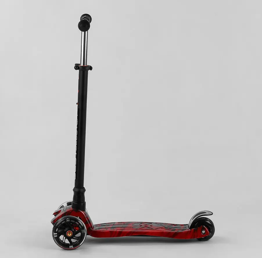 Самокат Maxi Best Scooter 59х14х27 см Чорно-червоний 000231469 - фото 4