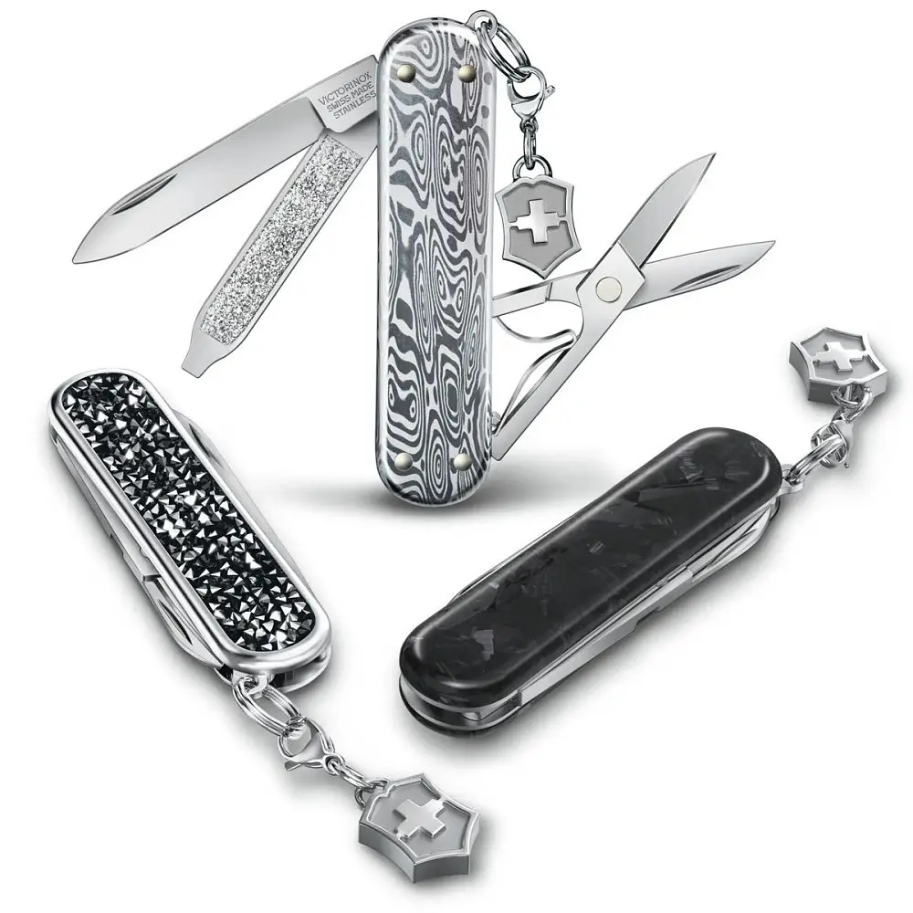 Ніж Victorinox Classic Brilliant Damast 58мм,5функ,дамаск + брелок-лого - фото 4