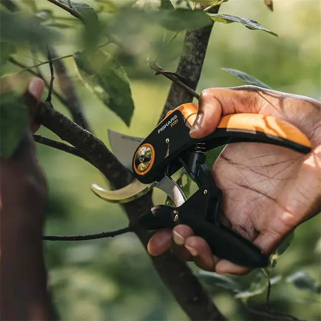 Секатор площинний Fiskars PowerLever P721 (1057170) - фото 6