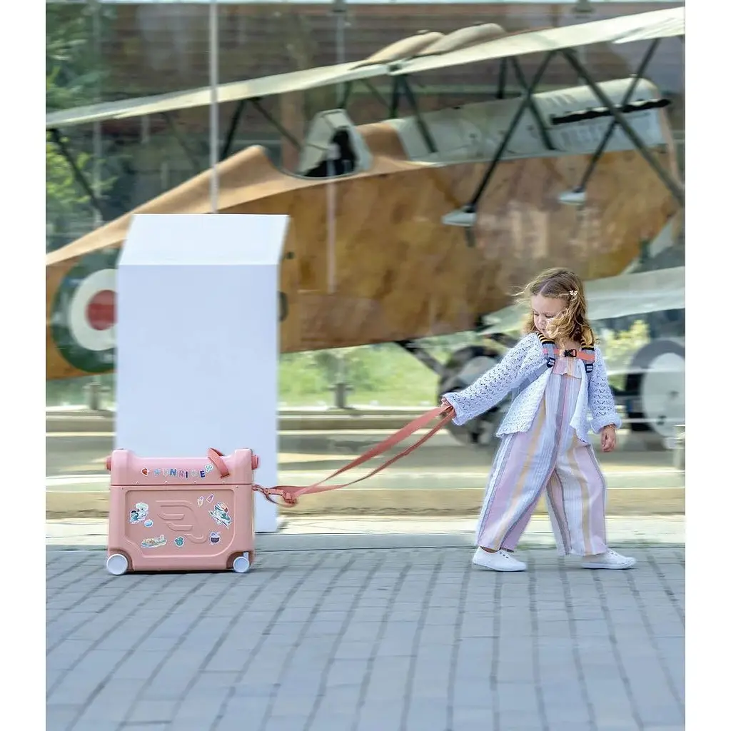 Дитяча валіза-ліжечко для подорожей Stokke JetKids Bedbox Coral Pink (681301) - фото 12