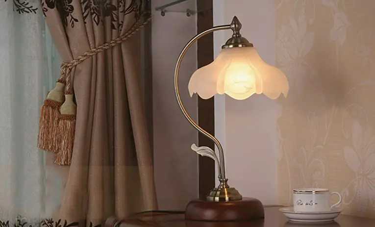 Настольная лампа Brille Флористика BKL-058T/1 E27 AB - фото 6